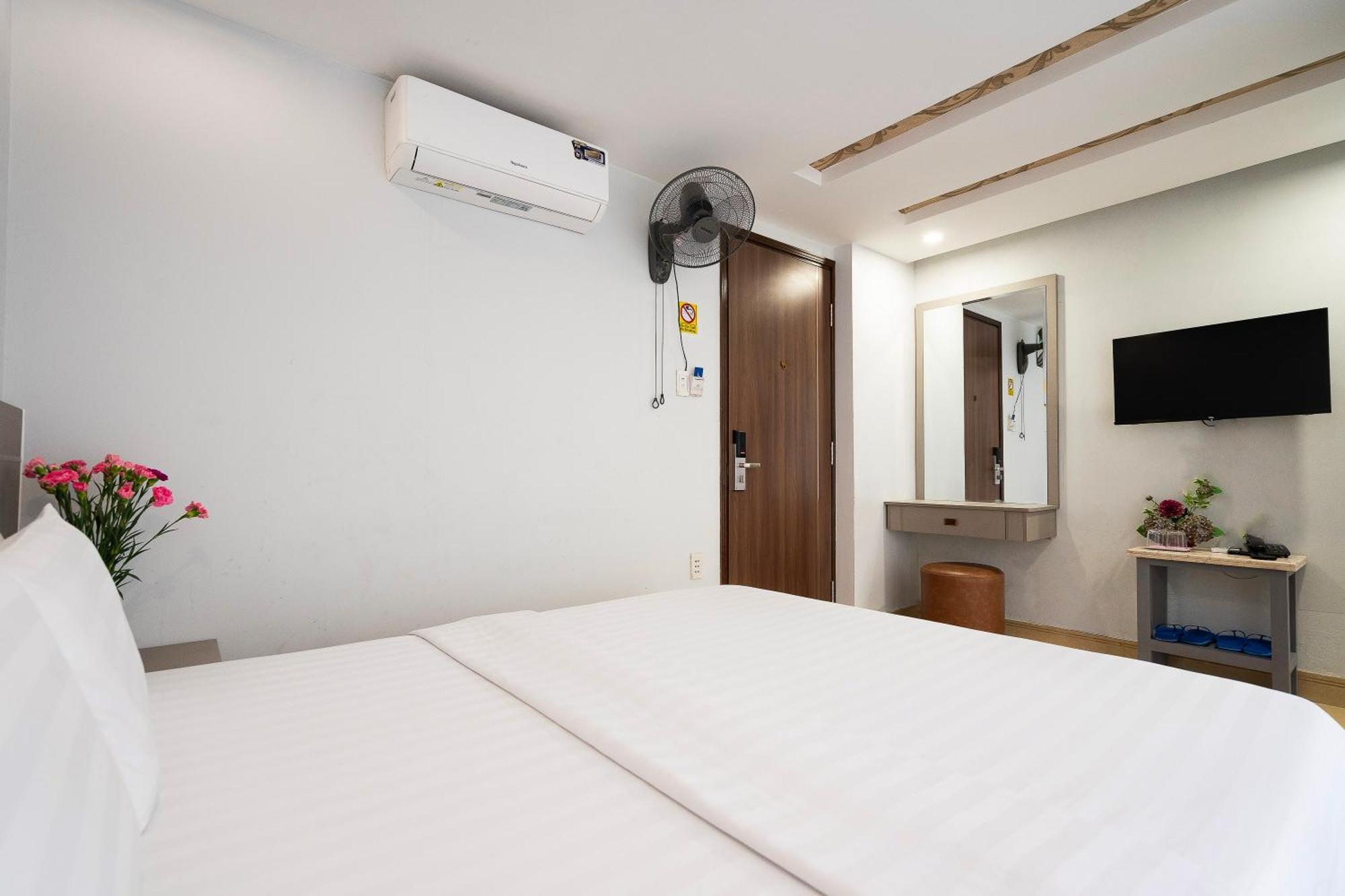 Lucky Star Hotel Q5 Ho Chi Minh City Exterior photo