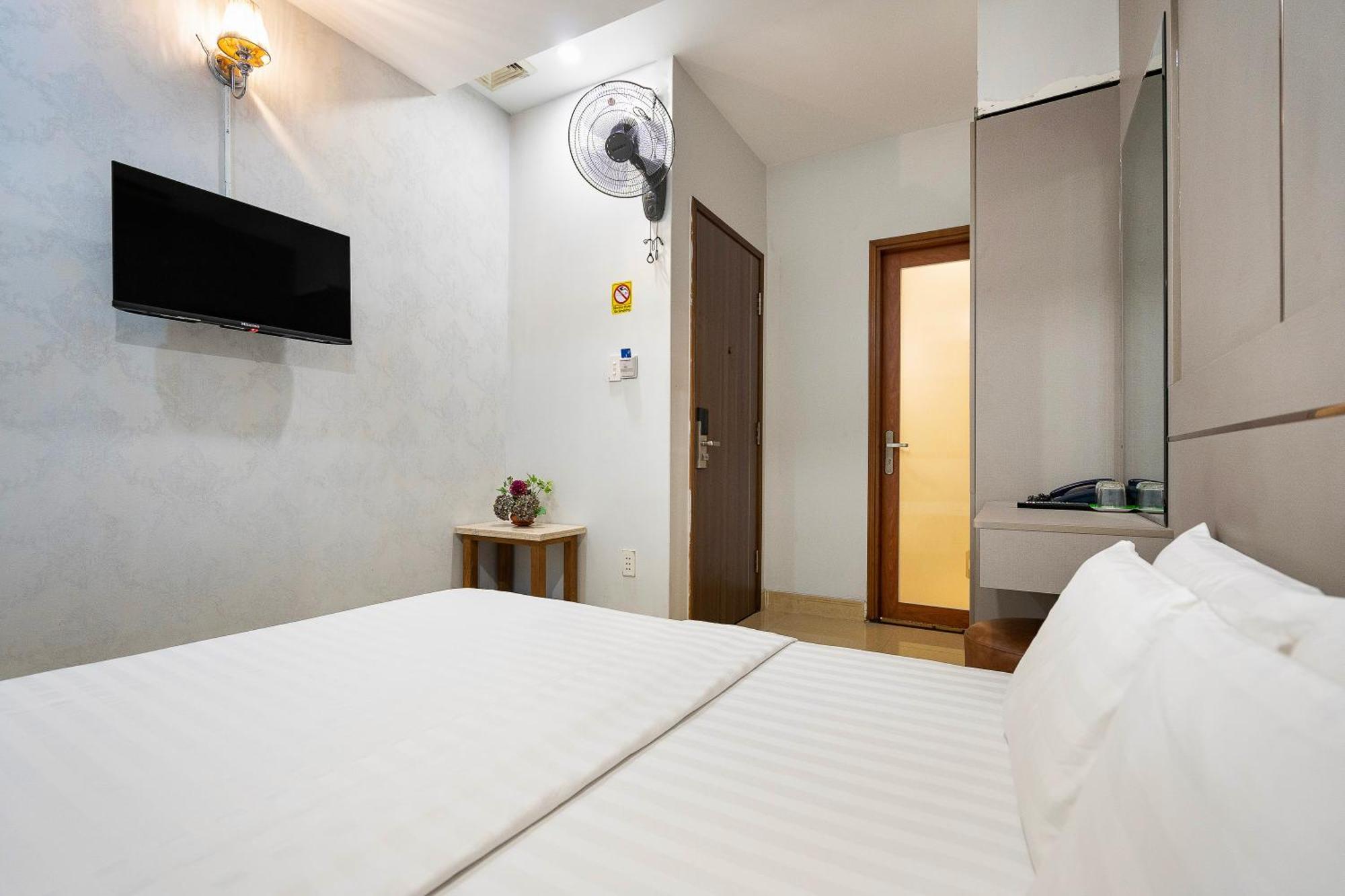 Lucky Star Hotel Q5 Ho Chi Minh City Exterior photo