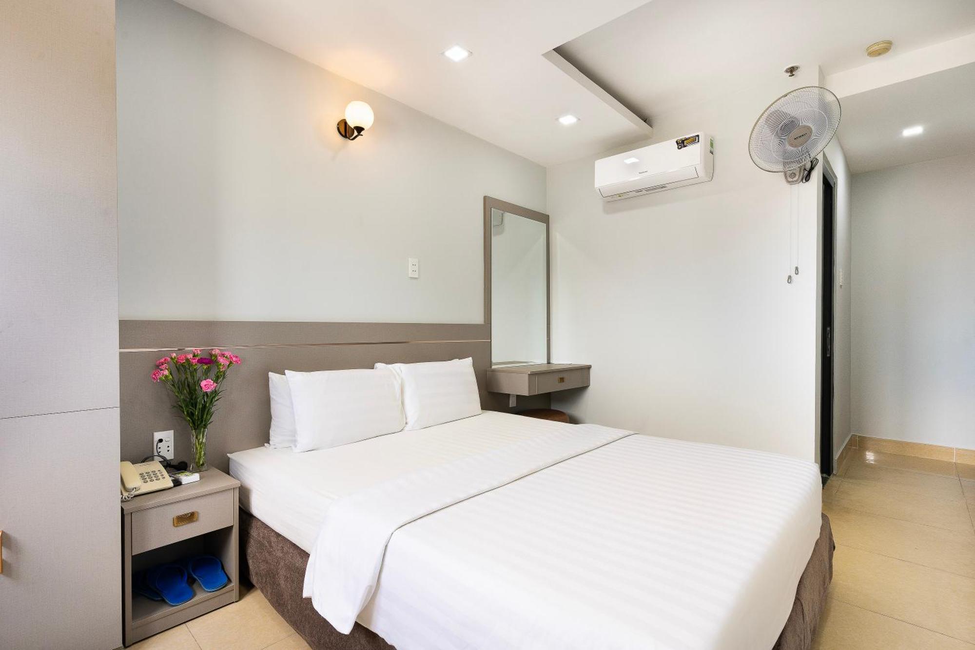 Lucky Star Hotel Q5 Ho Chi Minh City Exterior photo